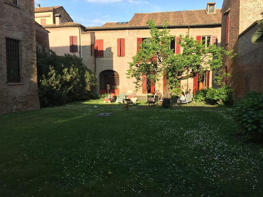 Palazzo Sabbioni Appartamento Lusso Due Camere Soggiorno Cucina Ferrara Buitenkant foto